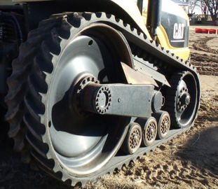 Dobra cena. Trwałe gumowe tory JCB TF18